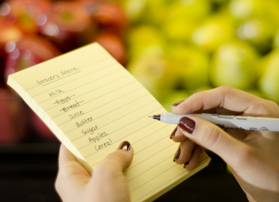 Customizable shopping list at 8 Mile Foodland